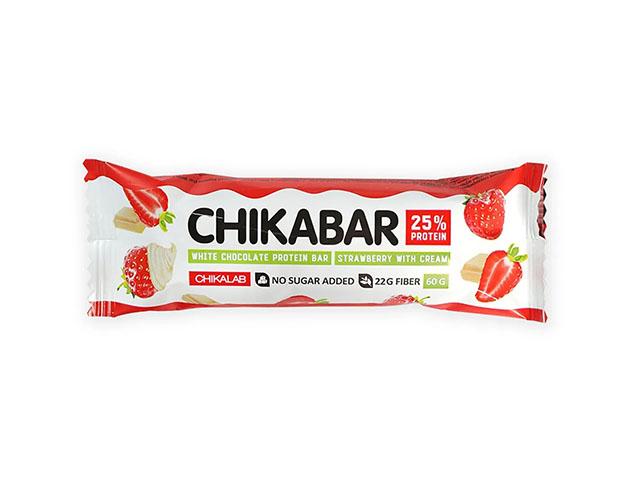 *chikalab батончик глазированный с начинкой "клубника со сливками" 60 гр.